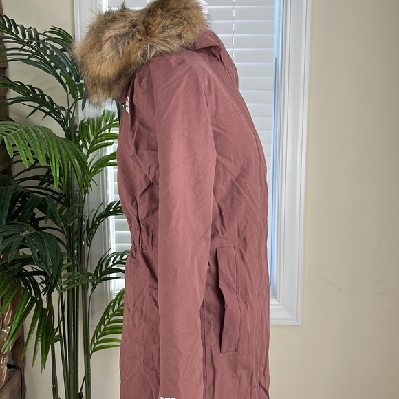 North Face Arctic Hooded Parka - Picture 5 of 8